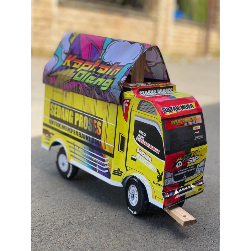 Mainan Miniatur Truk Oleng Full Variasi Lampu Terpal "Anti Gosip"