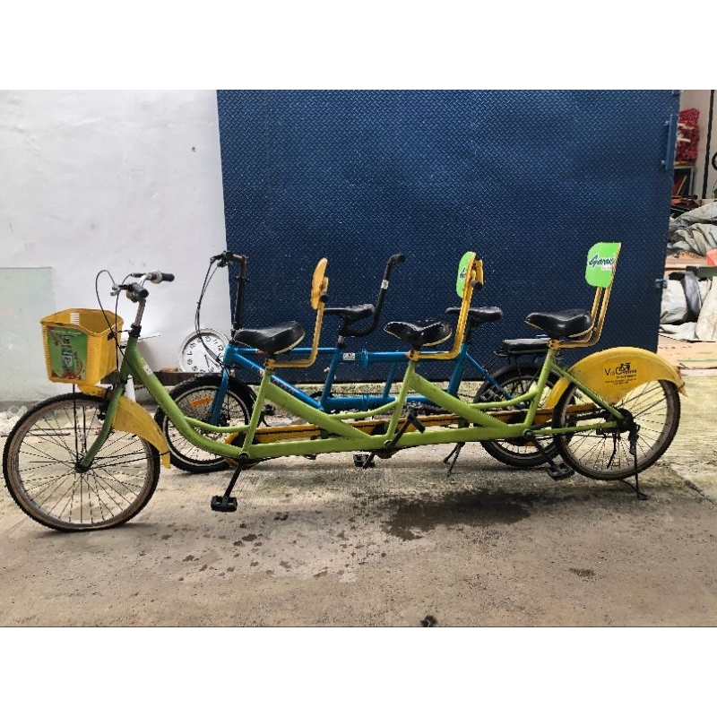 Sepeda Tandem 2, 3 dan 4 orang naik.
