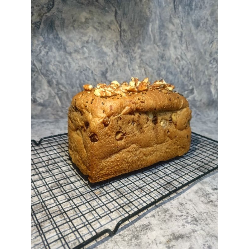 

Roti Gandum Gula Aren Keju Walnut (Bebas Gula, Susu, Telur, Butter) dengan Olive OiL