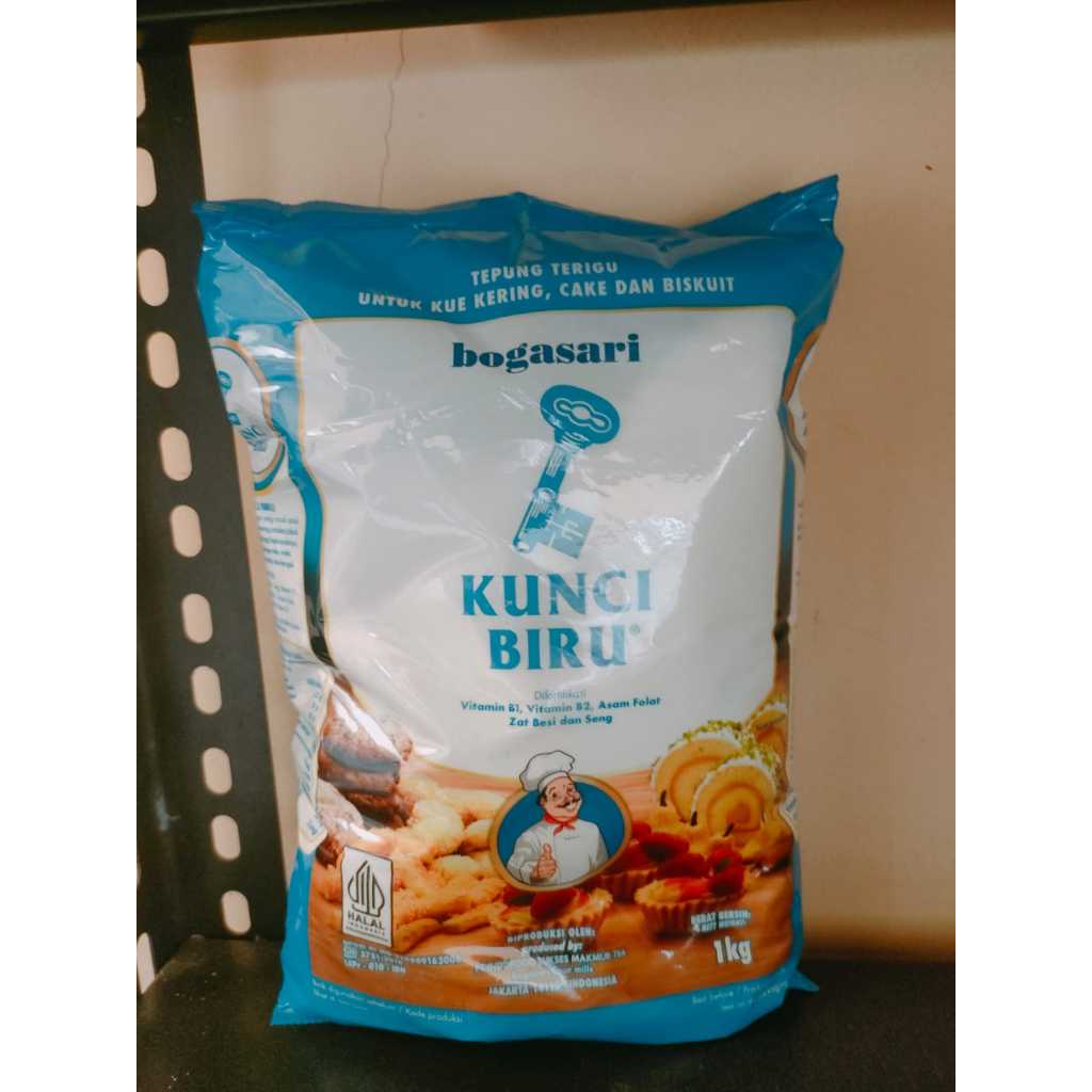 

Tepung Terigu Kunci Biru 1 kg