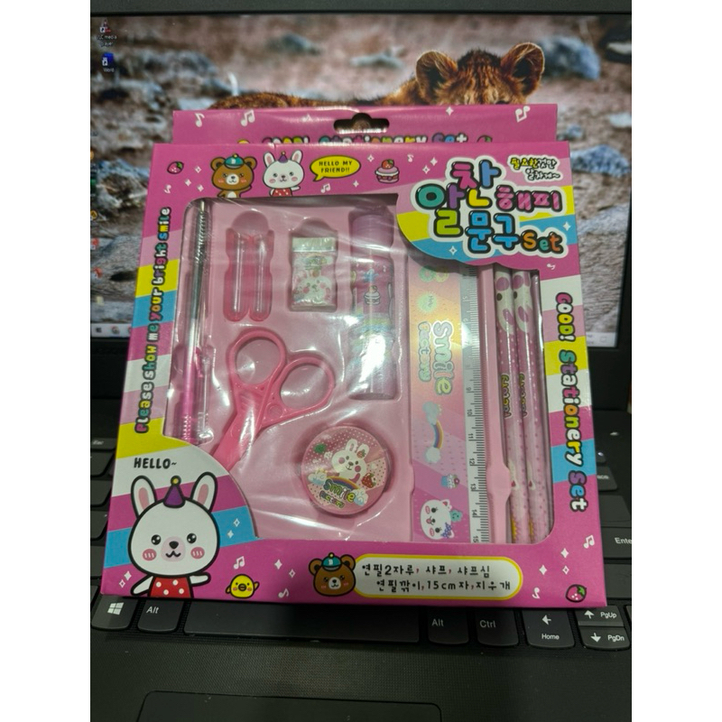 

[TR-317] Set Alat Tulis Karakter Disney Stationery