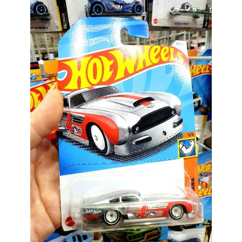HOT WHEELS ASTON MARTIN HIGH SPEED EDITION