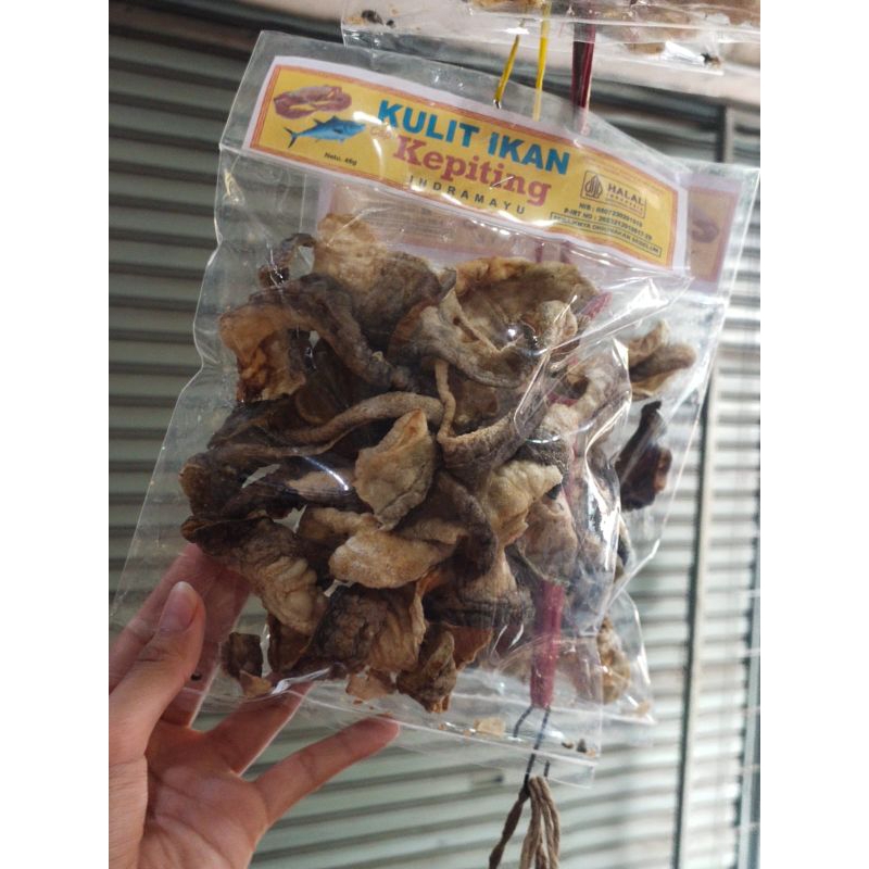 

Kerupuk Kulit Ikan Cap Kepiting