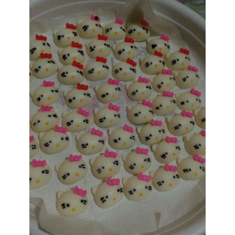 

taniaelvira coklat karakter hello kitty lucu isi 25/50