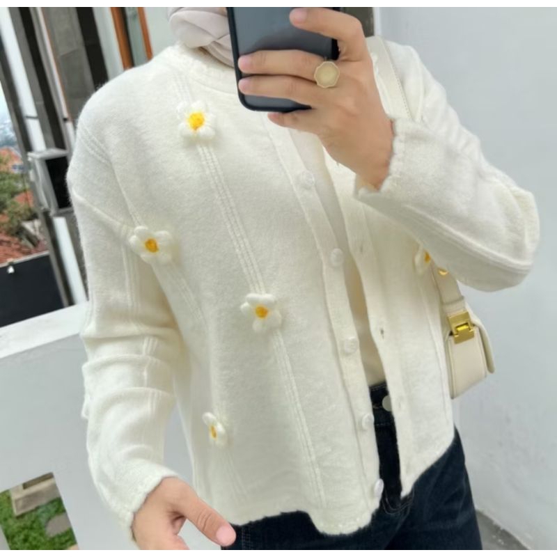 Preloved - Pop up Cardigan by Outfix