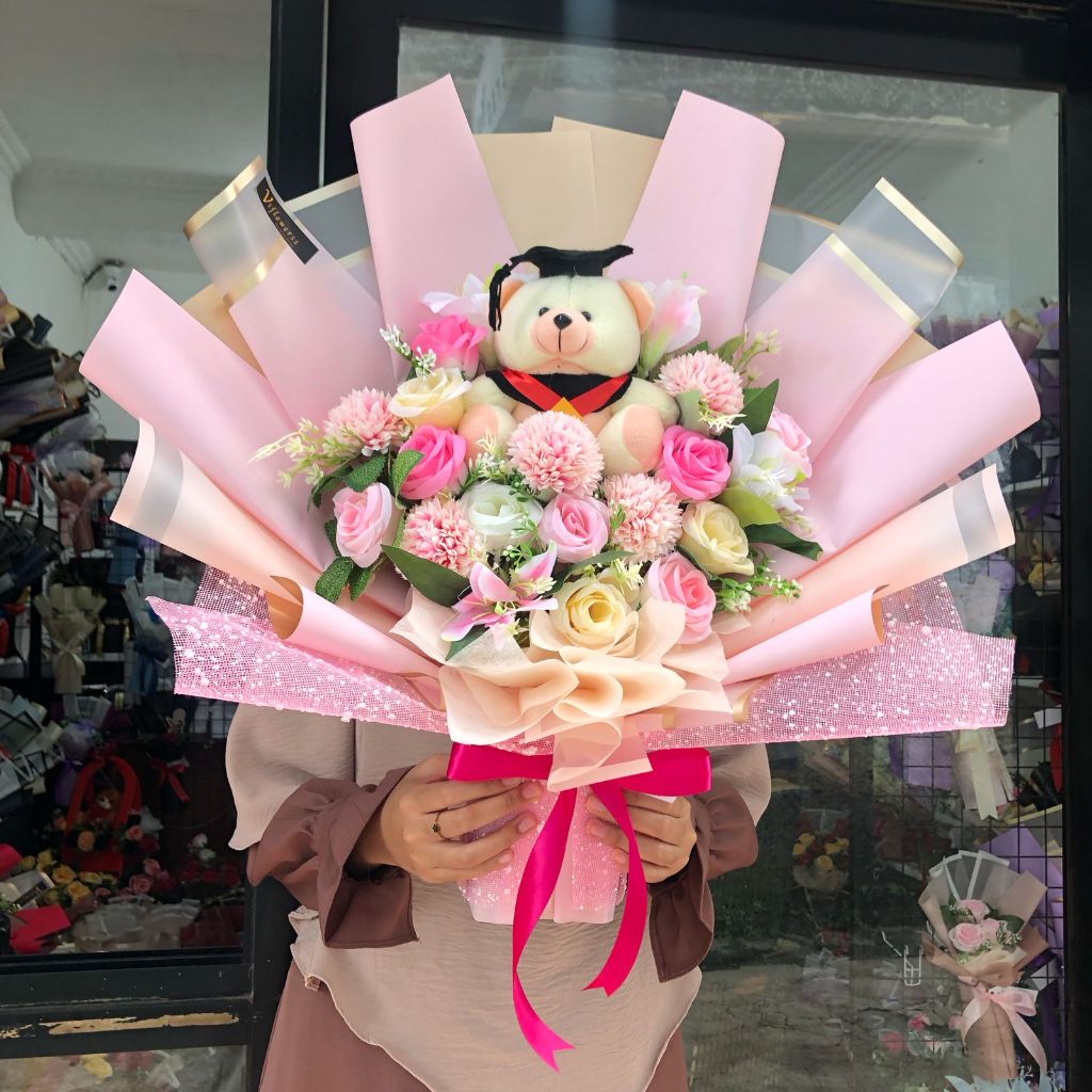 Viflowerss | Buket boneka large | buket boneka wisuda bandung | buket boneka ulang tahun | buket