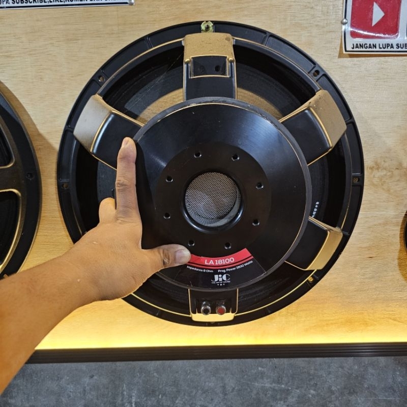 Speaker JIC LA18100