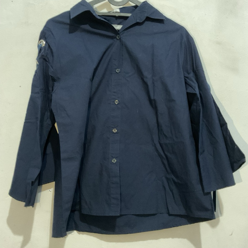 preloved blouse kemeja biru dongker navy wanita