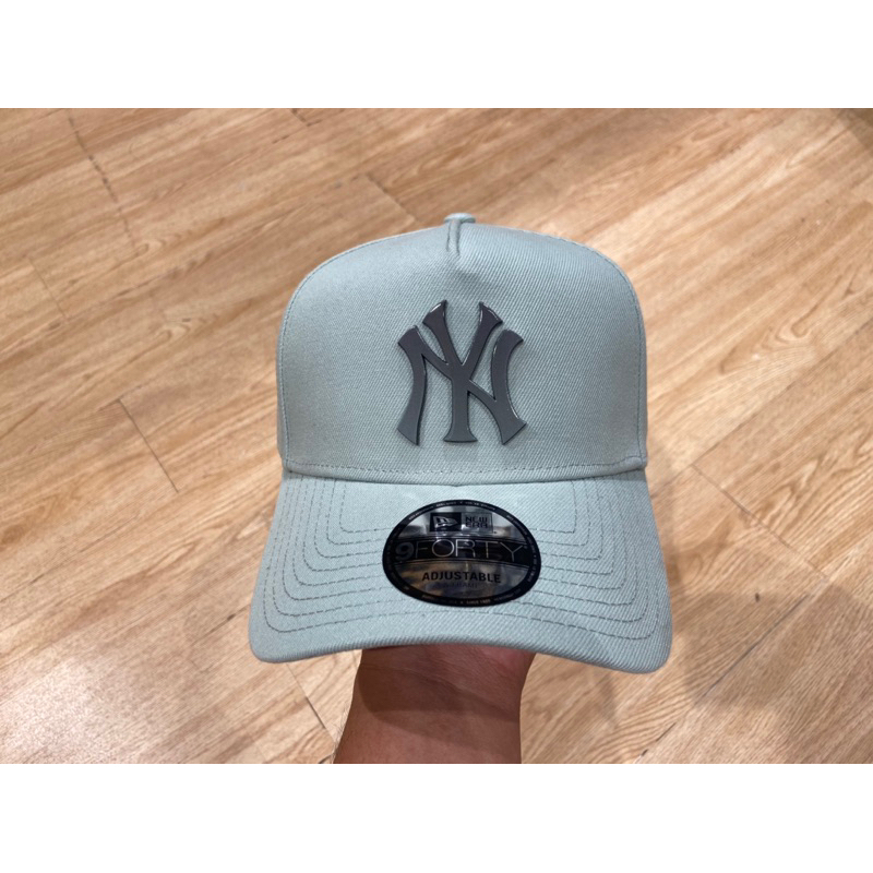 Topi New Era 940AF GRADIENT META OSFM | 14703411