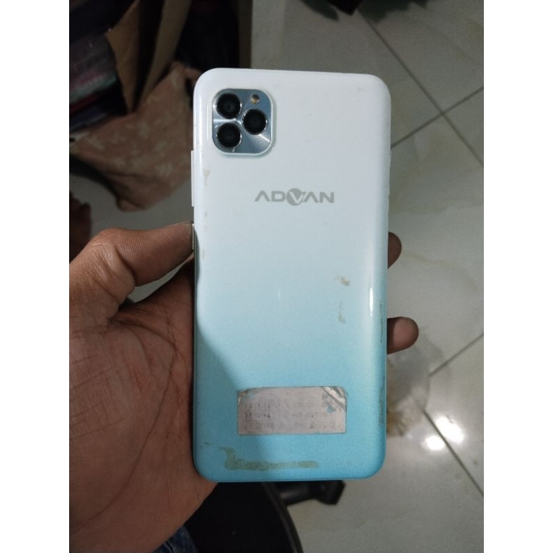 advan g5 hp masih segel mesin hidup lcd pecah