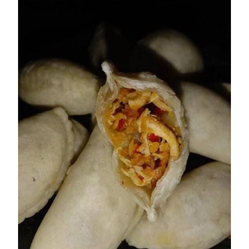 

cireng isi mentah ukuran besar / 10 biji dijamin ketagihan