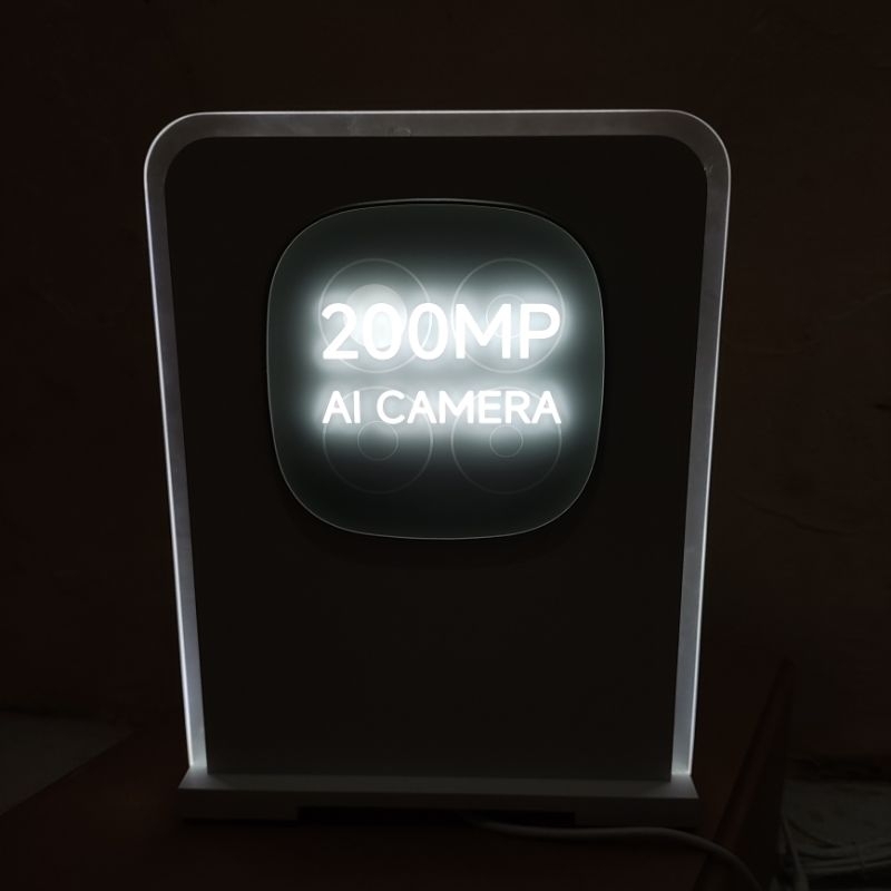Lampu Display LED "200MP AI CAMERA" Cocok untuk lampu display Toko Gadget & Aksesoris