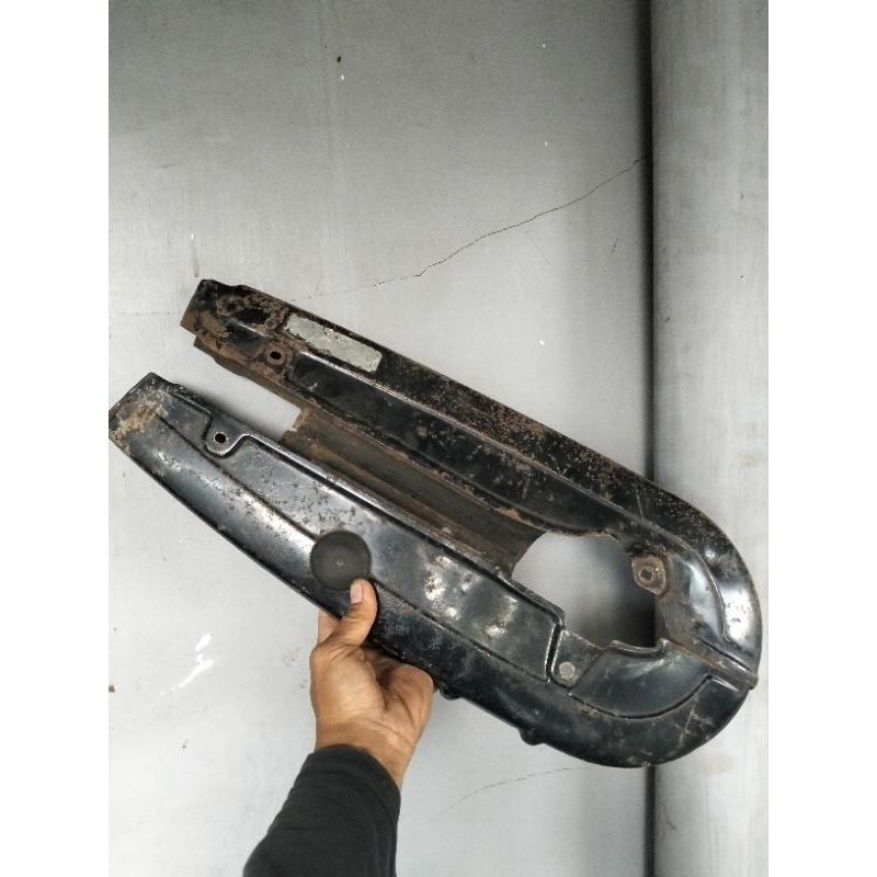 Katengkas tutup rantai gl100 gl125 original paint cat ori hitam