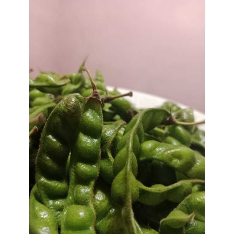 

kacang hiris segar 7.000/100gram