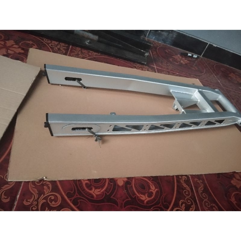 arm copy dkt lis satria f cat panjang 65,68,70