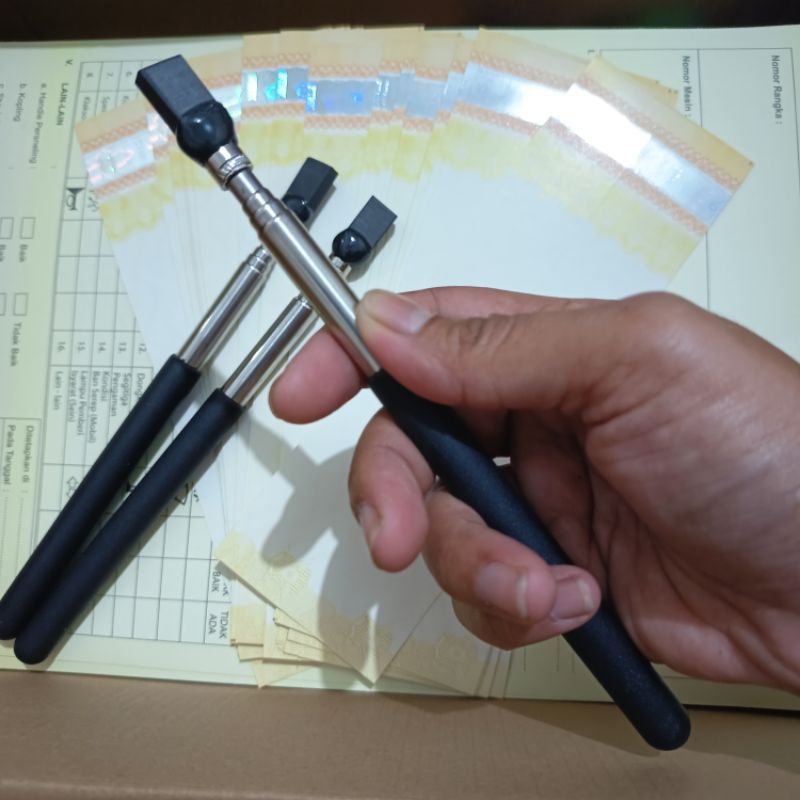 

Pensil Gesek Nomor Rangka dan Mesin Kendaraan Bisa Dipanjang pendekkan