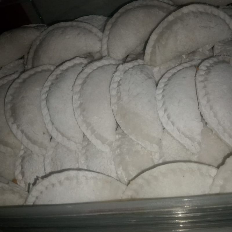 

Cireng isi ayam suwir pedas full daging