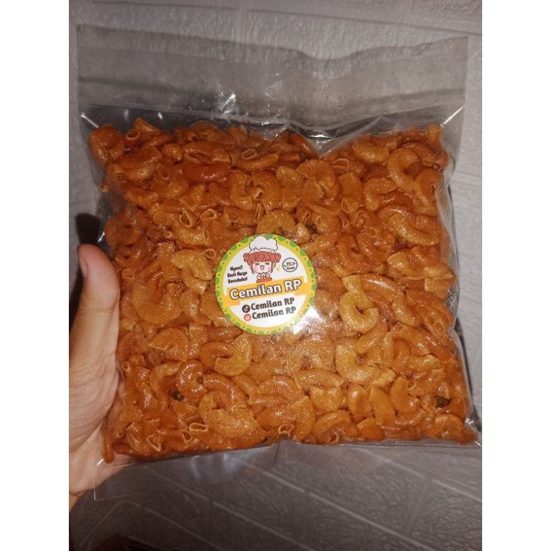 

CEMILAN RP // MAKARONI CIKRUH PEDAS DAUN JERUK // Enak, gurih, pedas