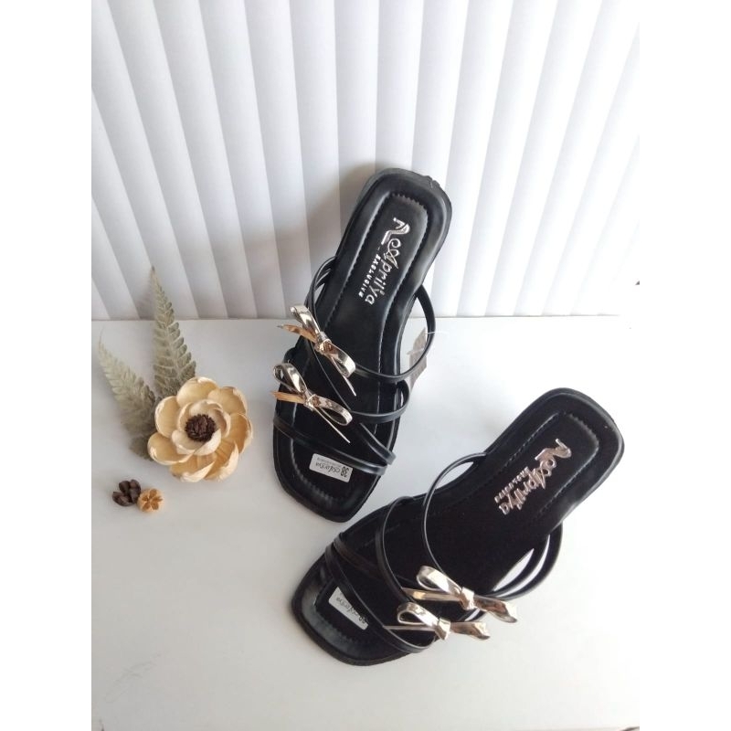 sandal teplek tali pita kekinian