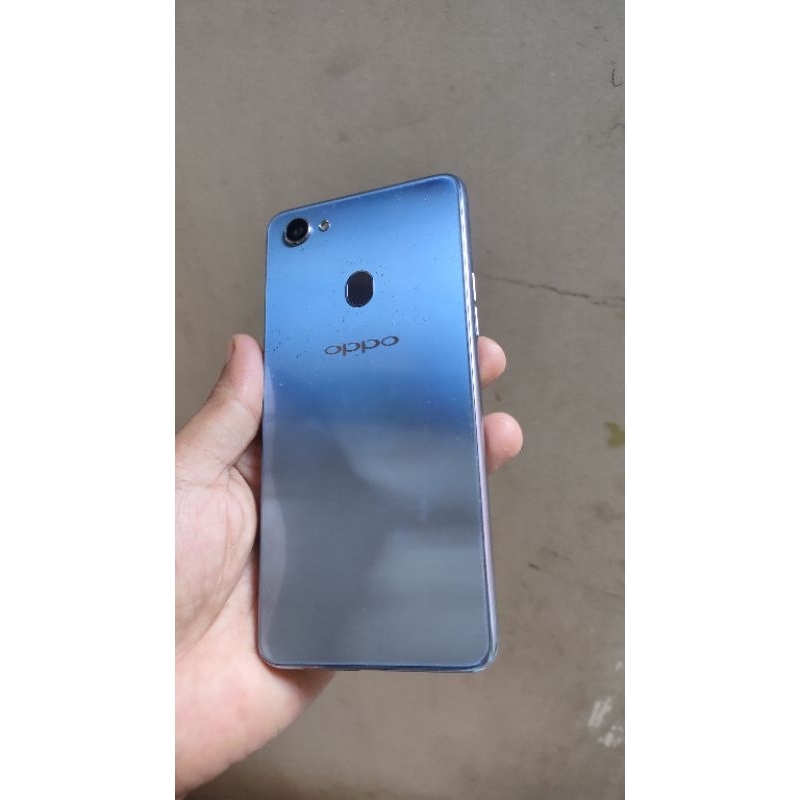 Hp Oppo F7 ram4/64gb minus mentok dilogo Oppo aja