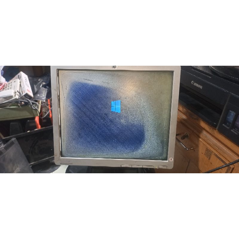 monitor lcd 17 kotak minus Polaris