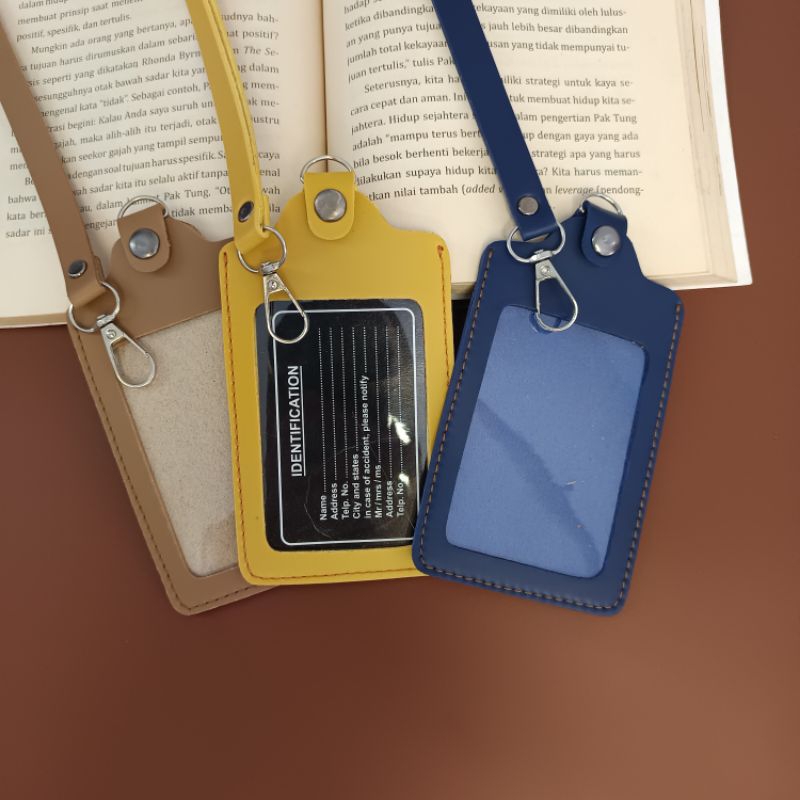 

NAME TAG TEMPAT KARTU ID CARD KULIT MODEL SATU SLOT/KANCING