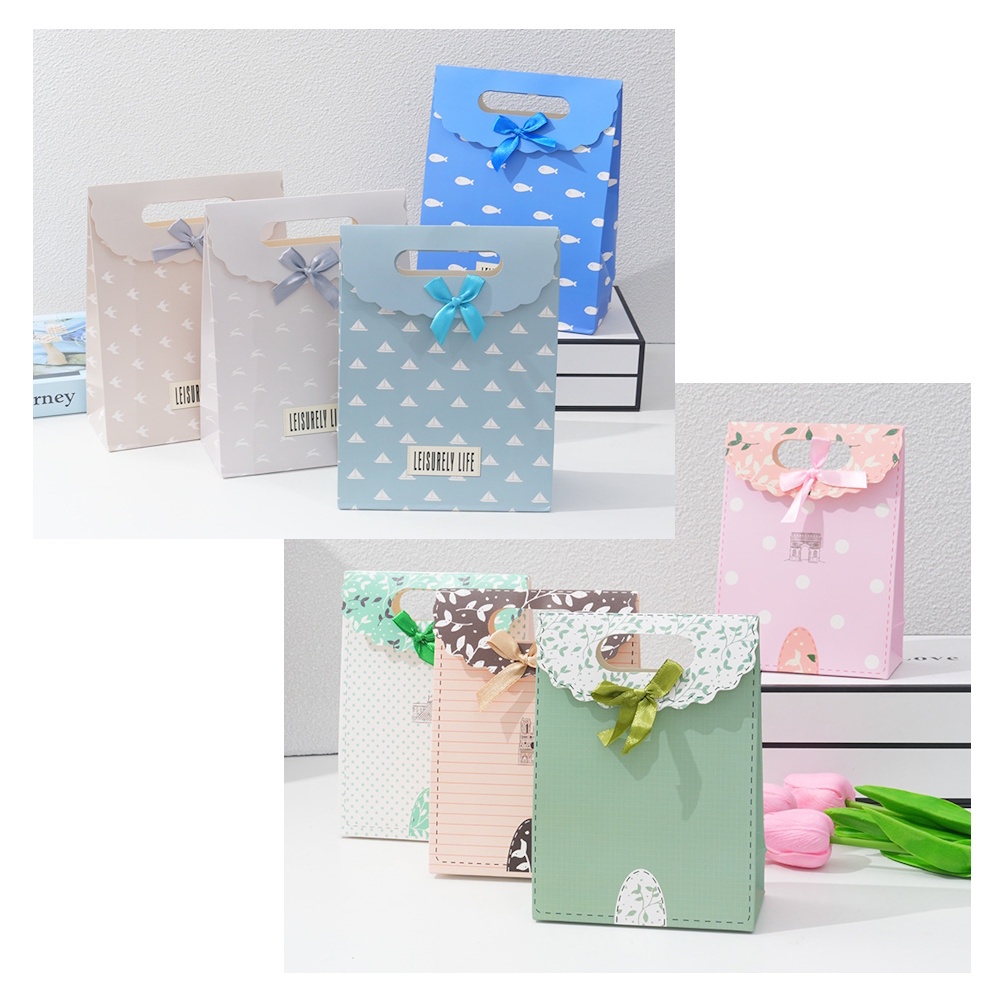 

Tas Tenteng Bingkisan | Tas Hadiah Warna Motif Dot