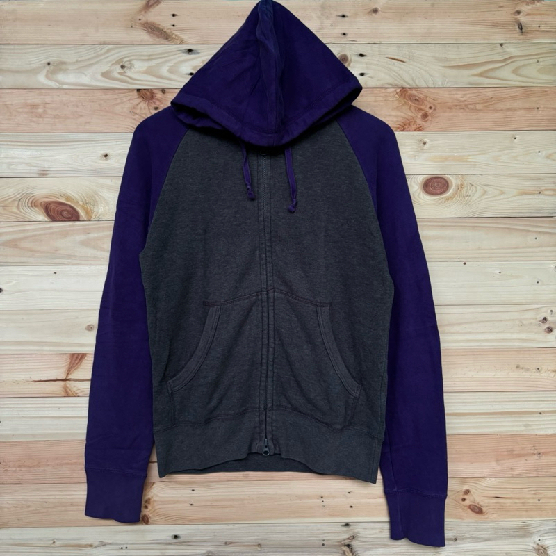 Jaket Zip Hoodie Uniqlo - Second Very Good Condition Untuk Pria & Wanita