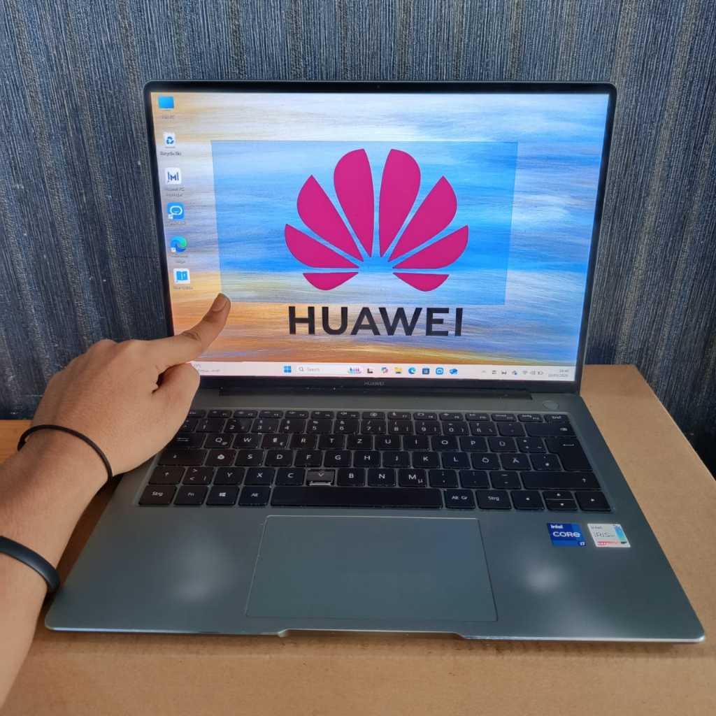 Laptop Huawei HKD-W76, Core i7-11370H, 16/512Gb, Silver, BERGARANSI