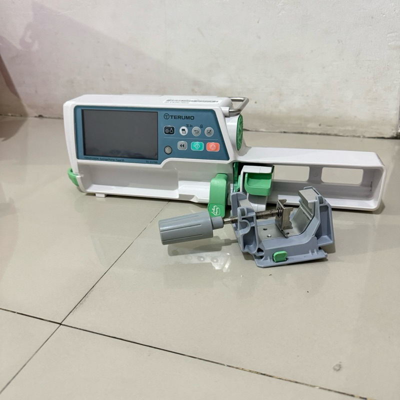 Syring pump terumo ss700