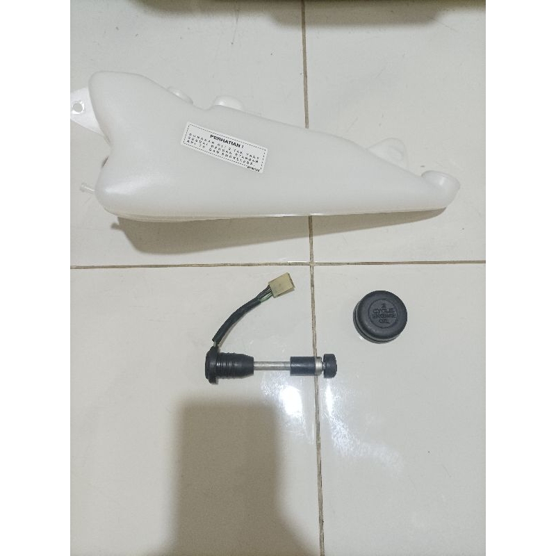 tabung oli ninja r ninja ss tank oli wadah oli botol oli ninja ss ninja r 52001-1078