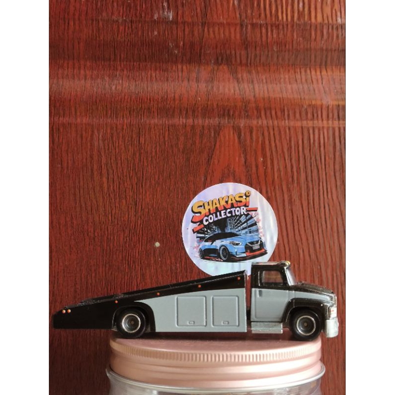 Hotwheels Towing diorama mercy