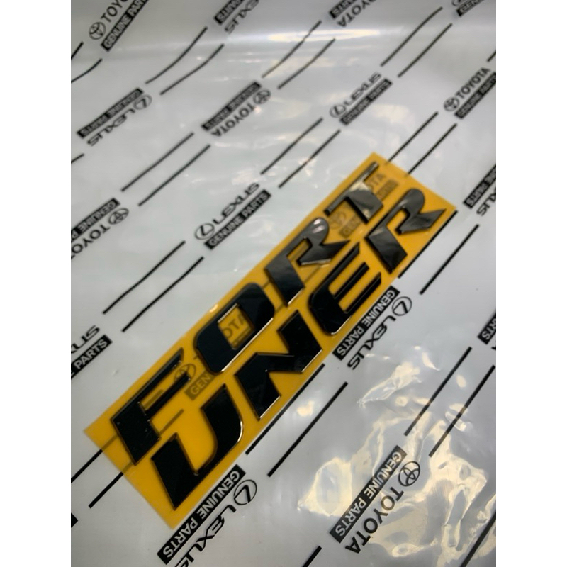 Emblem FORTUNER Black Chrome Original Emblem Fortuner Bagasi Belakang