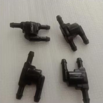 Sambungan Selang Pembagi Air Wiper Wasger Vios Yaris Camry Altis