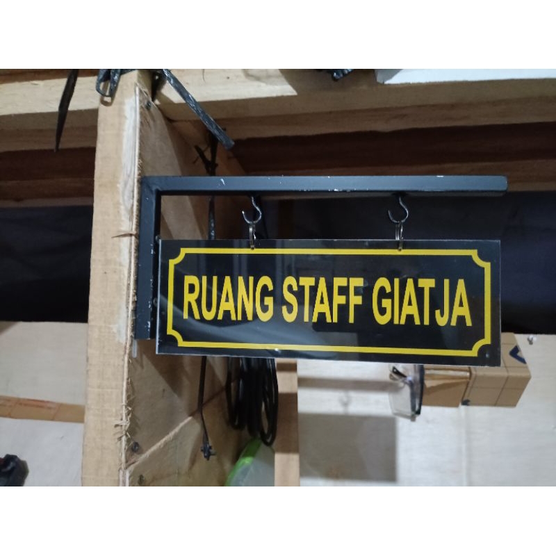 

Papan Nama Ruangan + Gantungan