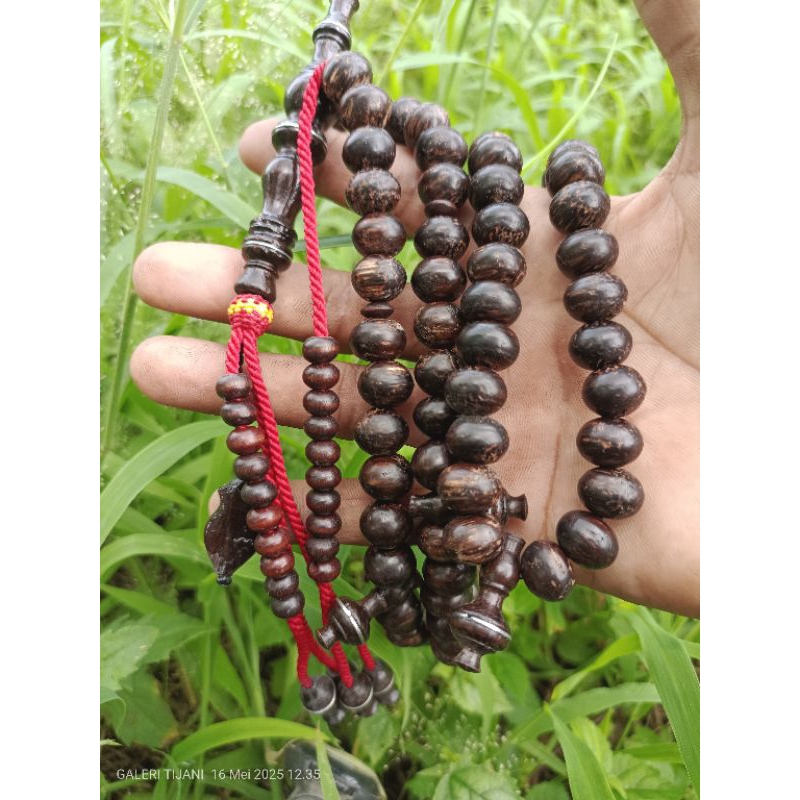 tasbih liwung hitam