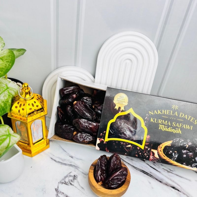 

500Gr Kurma Safawi Madinah Nakhela Dates Eksklusif