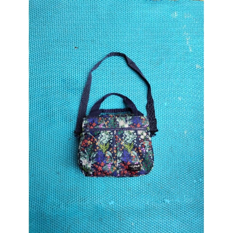 Sling bag/Tas Harian Second ORI Brand LAFUMA motif bunga