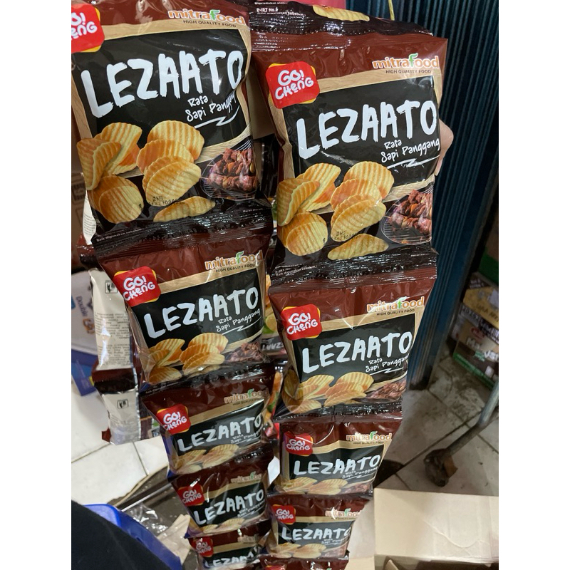 

Ciki Lezaato rasa sapi panggang 1 renceng isi 10bungkus