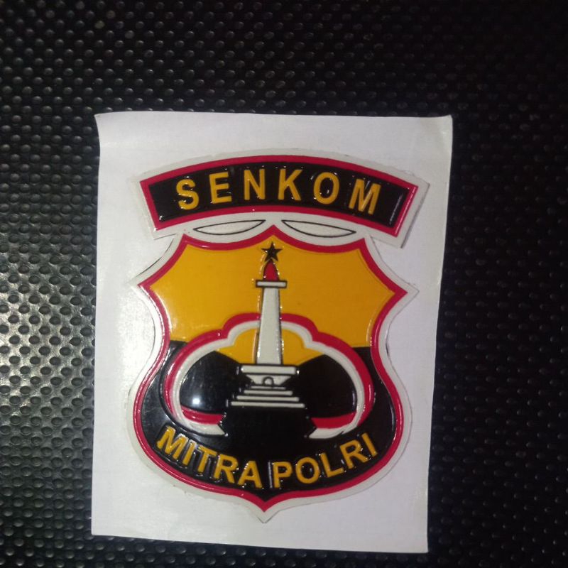 

stiker embos logo Senkom