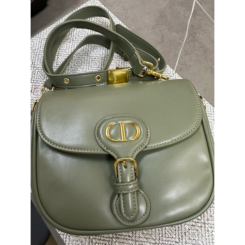 christian dior medium bobby bag