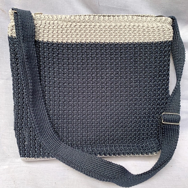 TAS SELEMPANG WANITA RAJUT BESAR SLINGBAG POLOS KEKINIAN