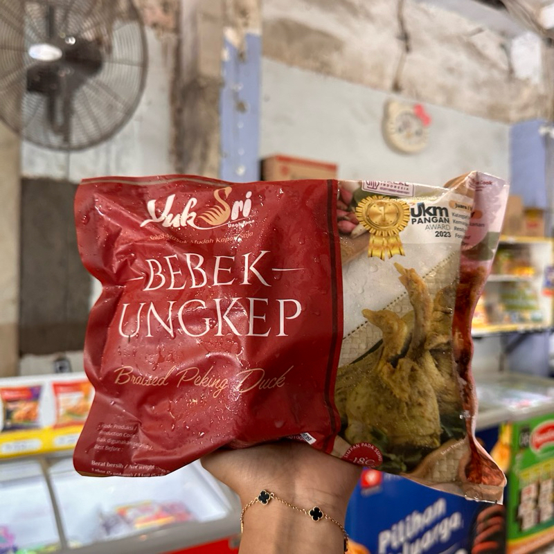 

YUK SRI bebek ungkep UMKM