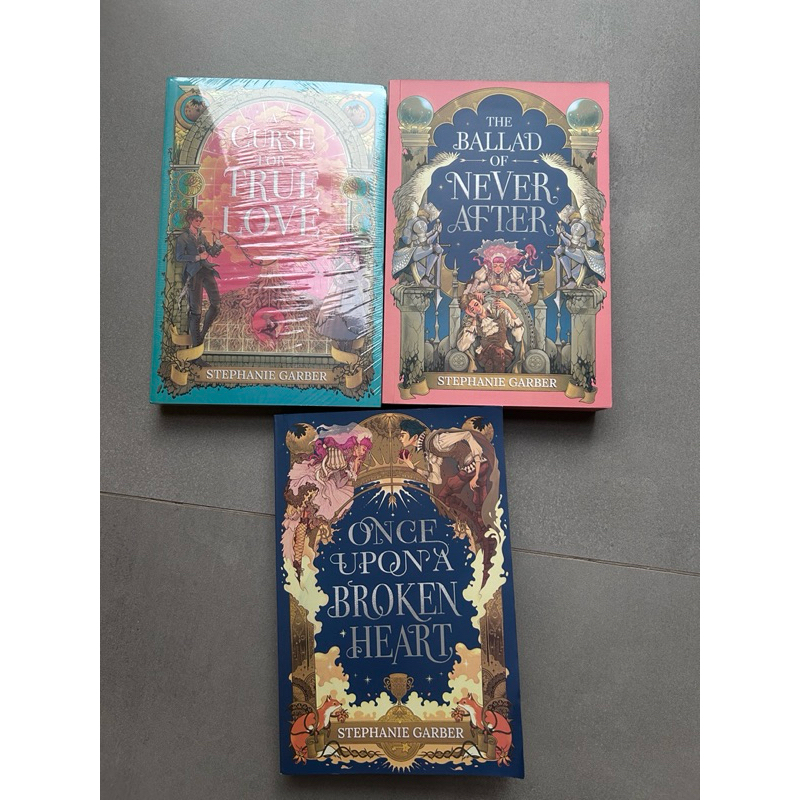 Once upon a broken heart preloved