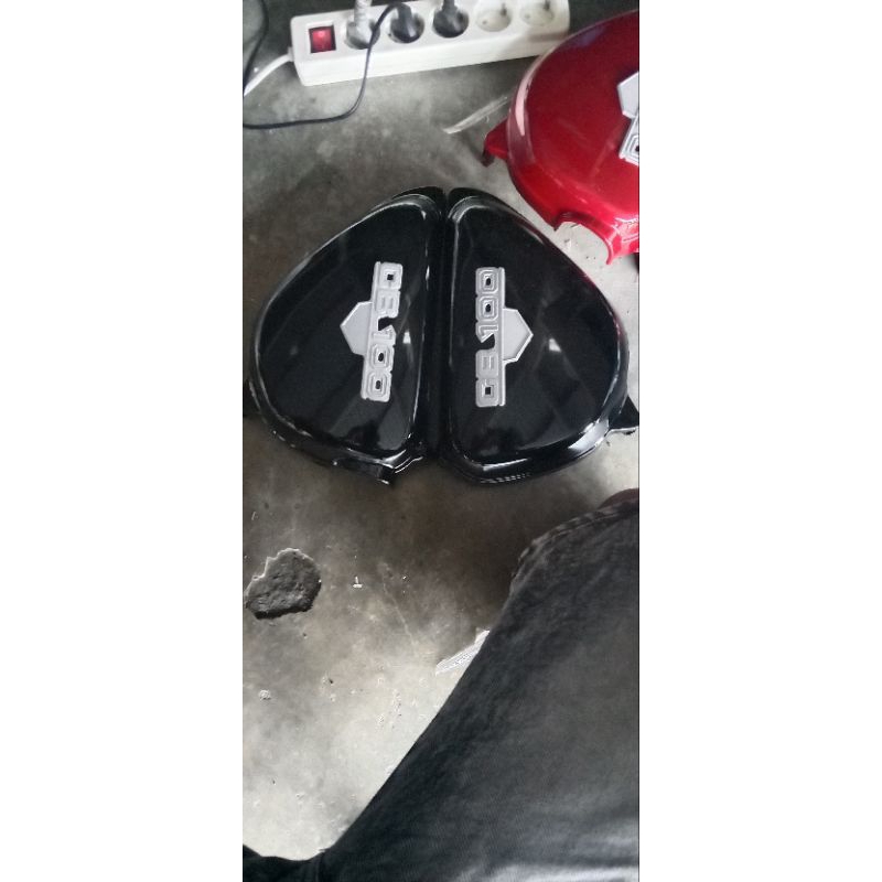 box aki tutup aki cb100 warna hitam