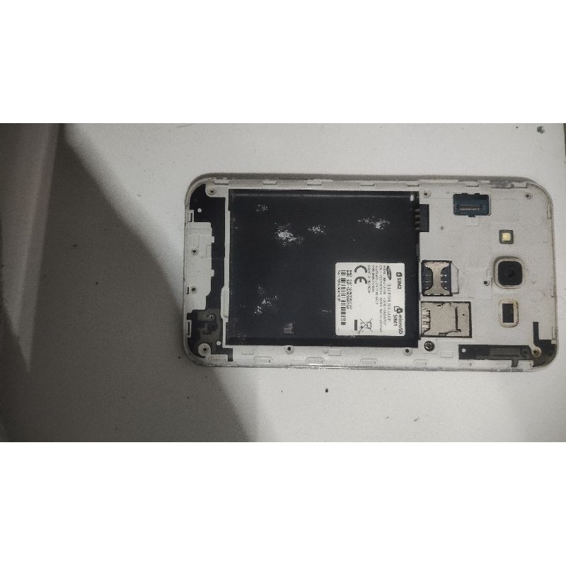 mesin hp Samsung J7 hidup minus lcd harus ganti