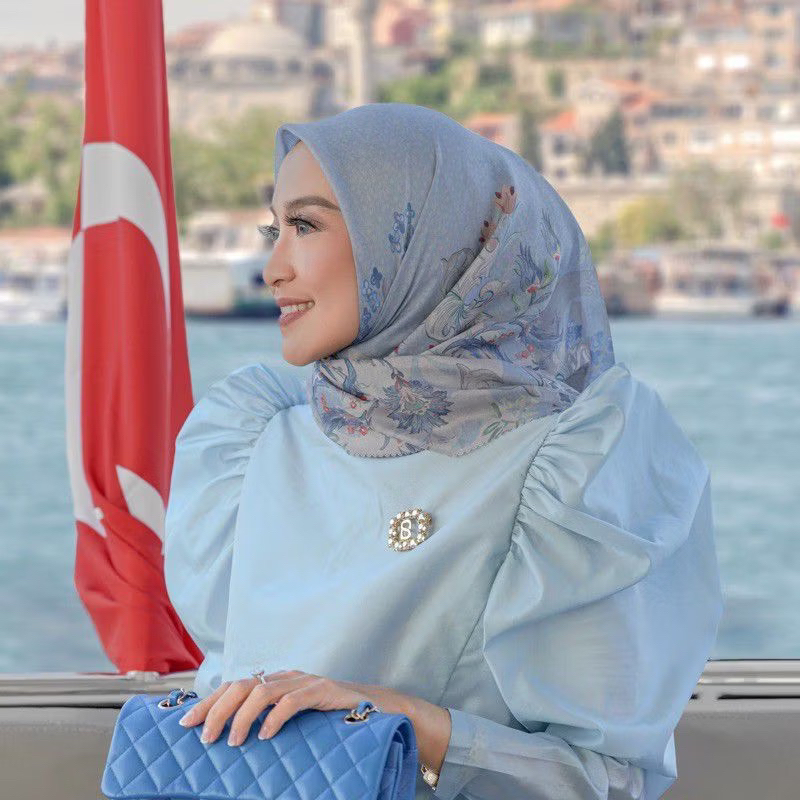 topkapi powder blue buttonscarves series