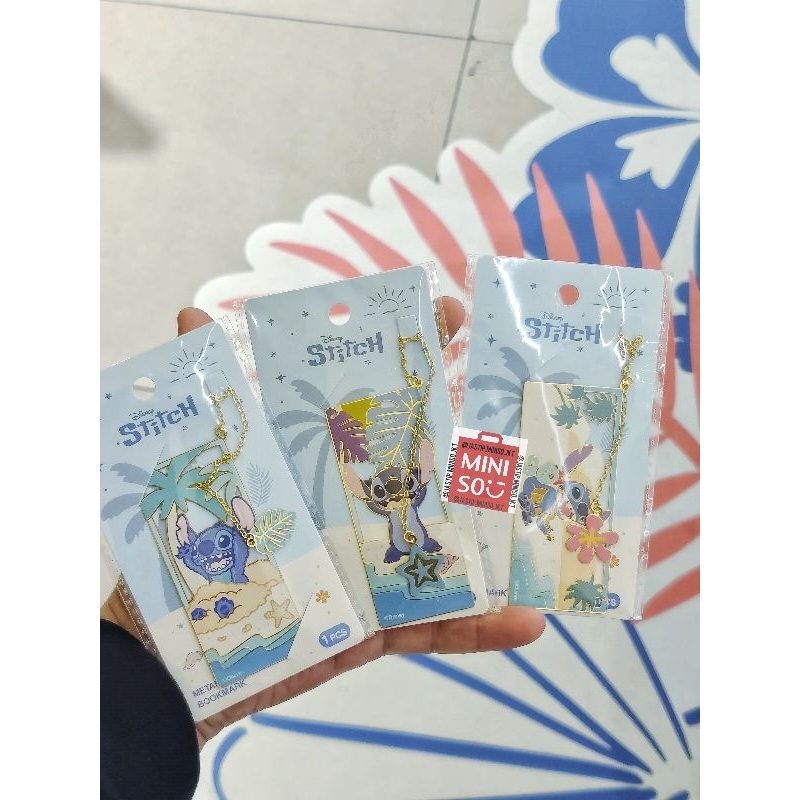 

Oh Some! x DISNEY Metal Bookmark DISNEY STITCH Collection (ada 3 pilihan varian)