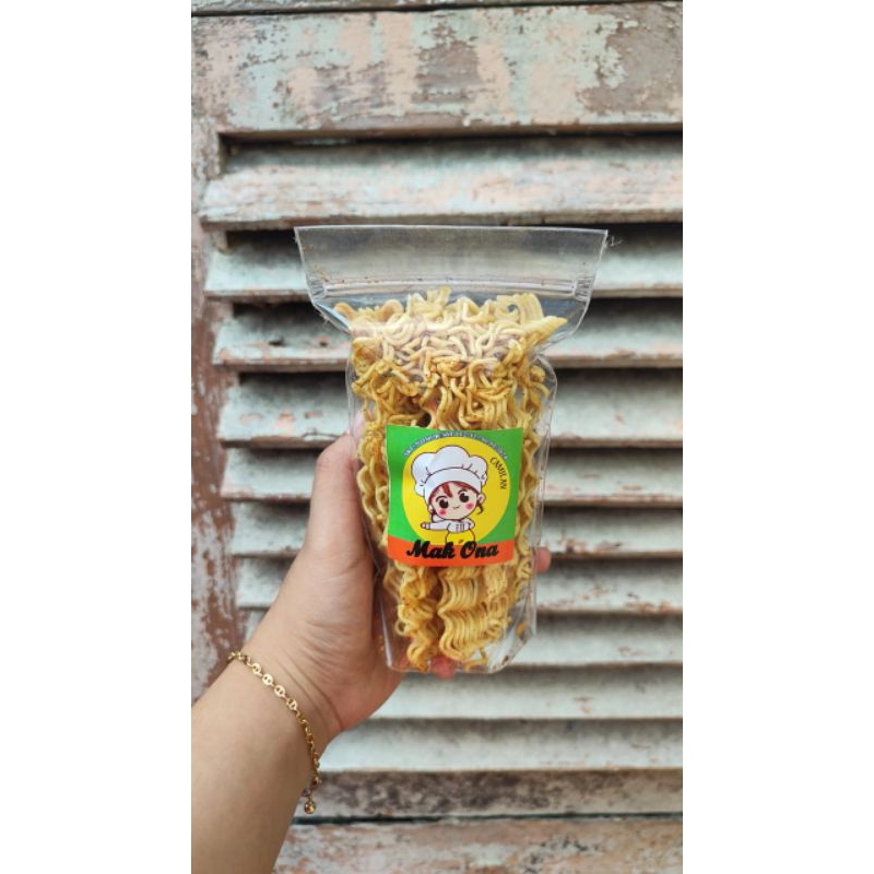 

MIE KRIUK MAK ONA