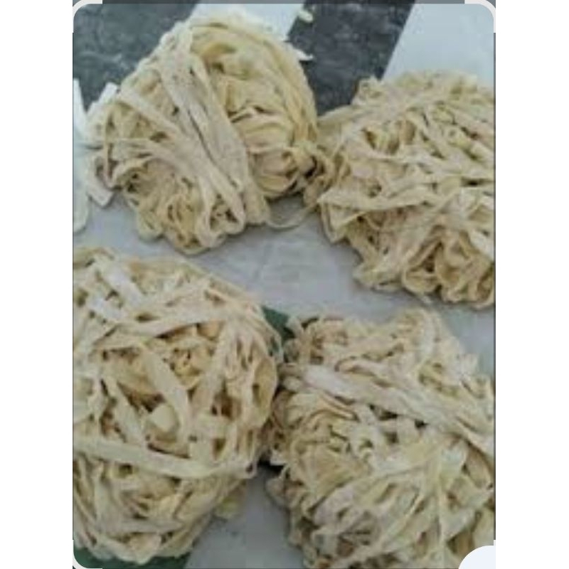 

mie lebar homemade